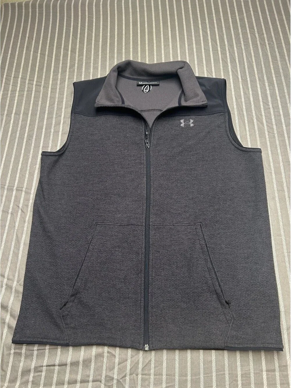 Under Armour Men's Specialist Grid Vest size XL